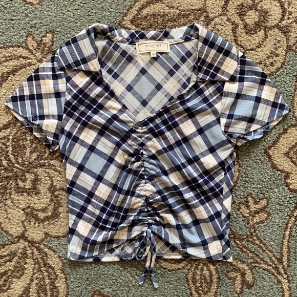 Plaid Ruched Front Short Sleeve Crop Top - Picture 3 of 7